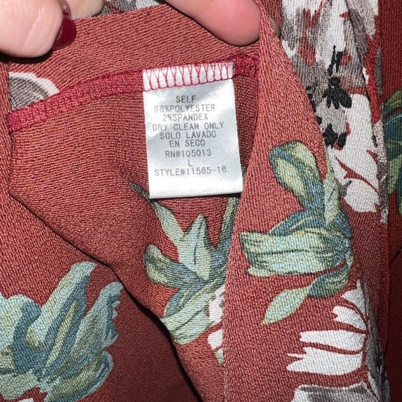 Magnolia South Floral Kimono. Size Large. - Picture 6 of 6